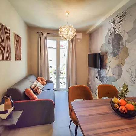 アパート Splendida Casa Sofia A Due Passi Dalla サン・ベネデット・デル・トロント