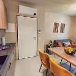 Apartment Splendida Casa Sofia A Due Passi Dalla